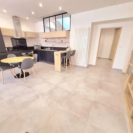 Moderne Proche A - Fr-1-675-52 Appartement
